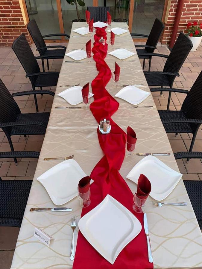 Jolan Pension & Restaurant Cicov Εξωτερικό φωτογραφία