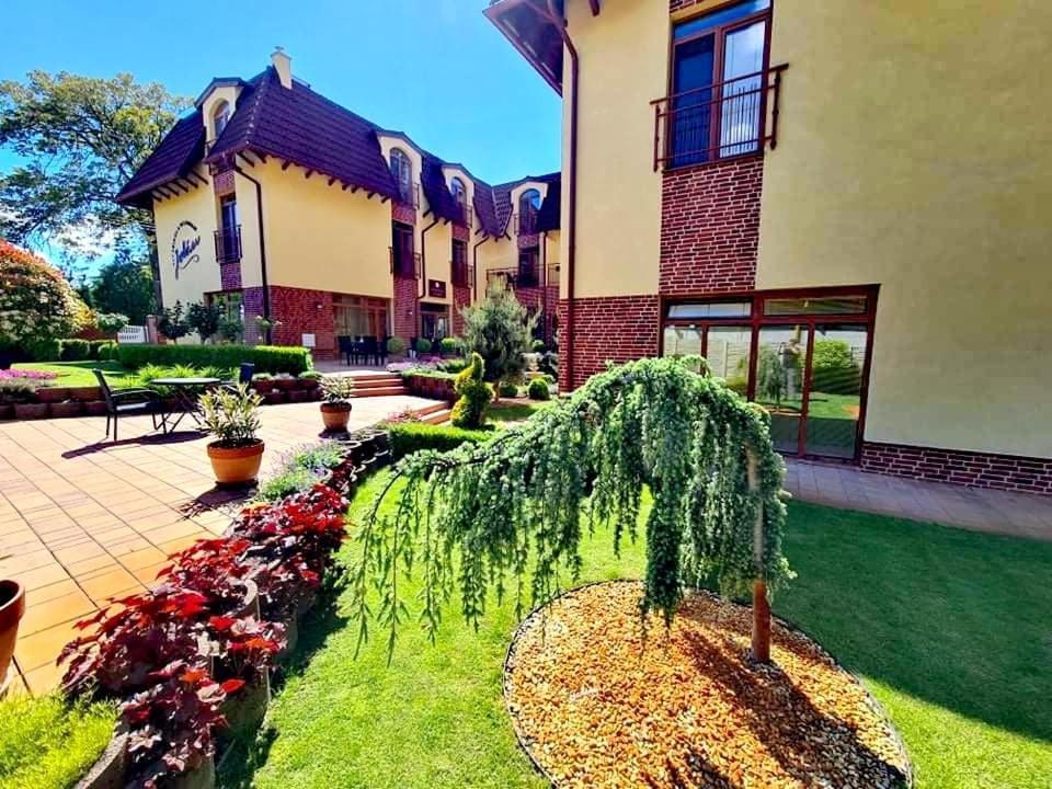 Jolan Pension & Restaurant Cicov Εξωτερικό φωτογραφία