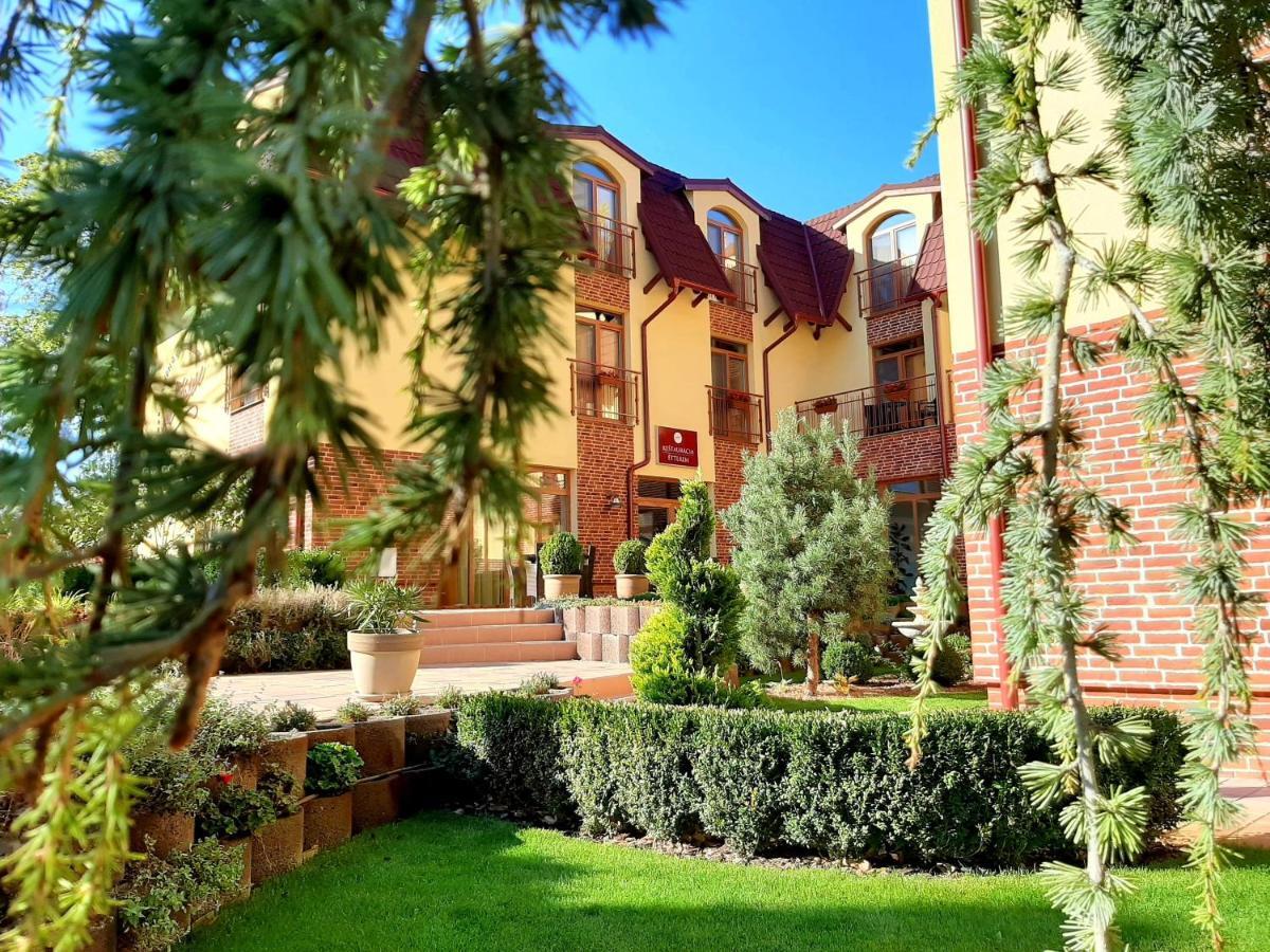 Jolan Pension & Restaurant Cicov Εξωτερικό φωτογραφία