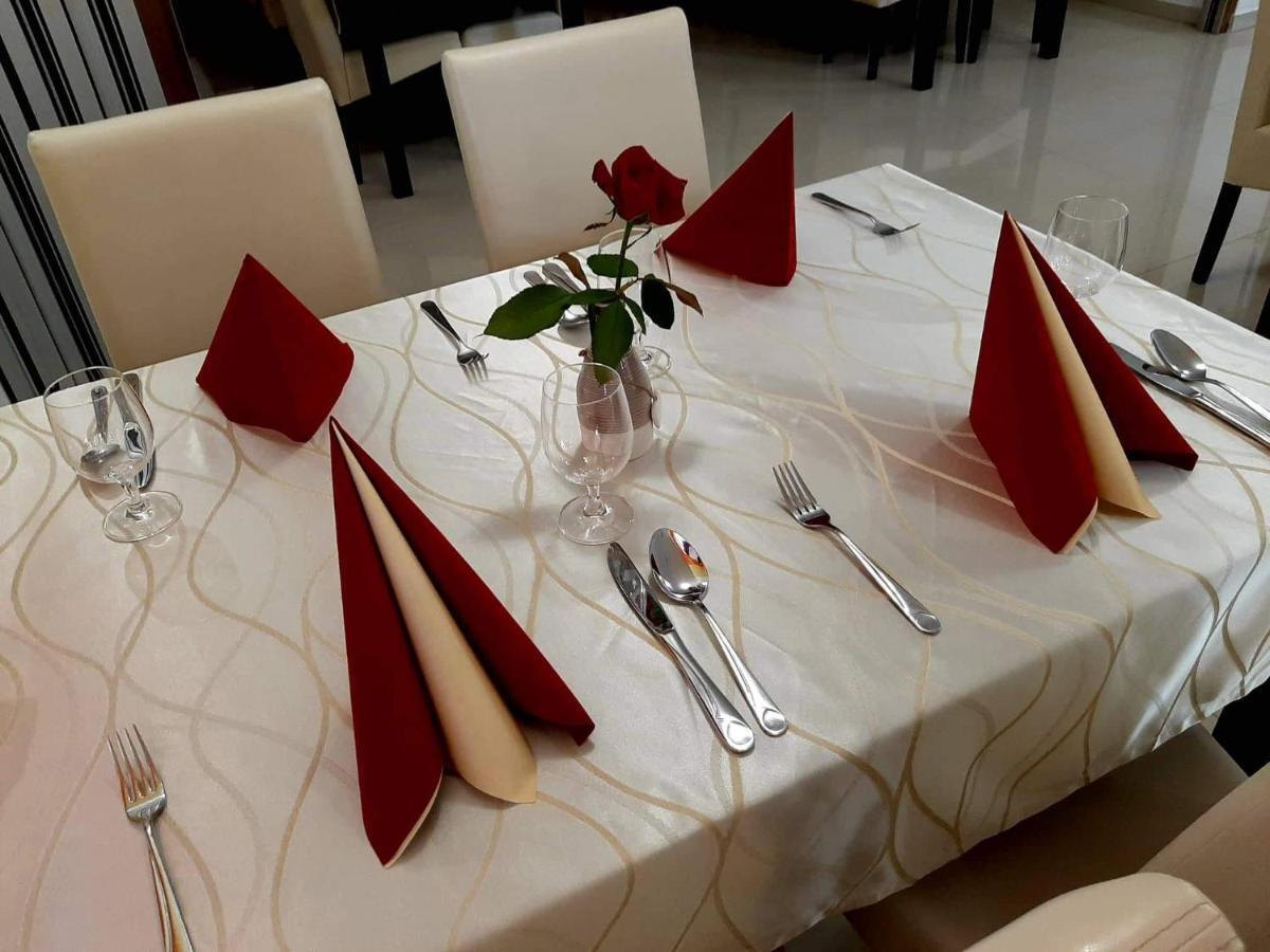 Jolan Pension & Restaurant Cicov Εξωτερικό φωτογραφία