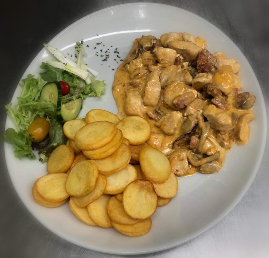 Jolan Pension & Restaurant Cicov Εξωτερικό φωτογραφία